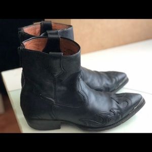 Frye Black Leather Cowboy boots Rear Zip size 9
